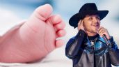 Foto ilustrativa de la nota titulada 5 papis del regional mexicano que enternecen en redes por ser cariñosos con sus hijos