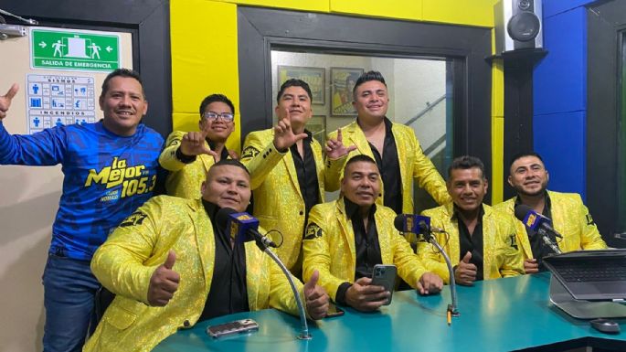 ¡Aquí nomás! La Mejor 105.3 FM y La Mera Ley