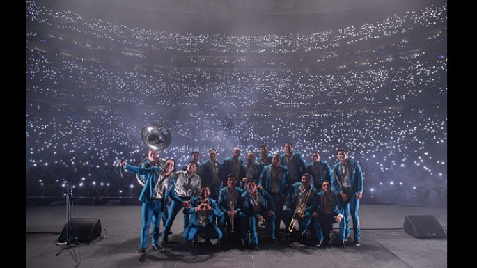 La Arrolladora Banda El Limón se presentó con gran éxito en la Arena CDMX