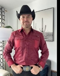 Foto descriptiva de: Emiliano Conde regresa con su nuevo tema