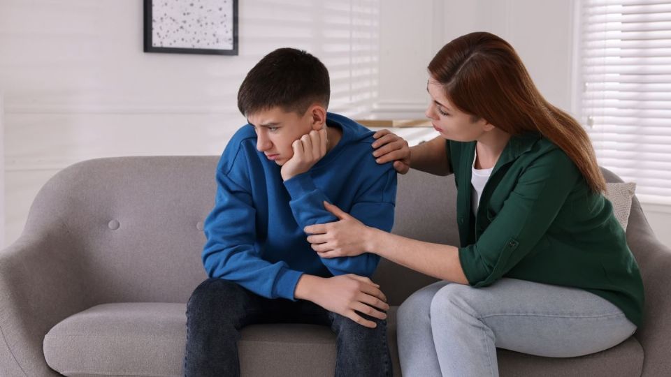 Conoce los motivos por el que los adolescentes de hoy son menos felices, según el FMI