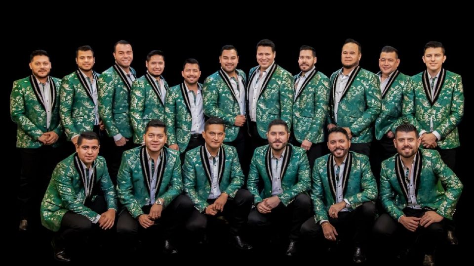 La emotiva canción de la Banda MS narra los momentos clave en la vida de Julio César Chávez, desde sus inicios hasta su éxito en el boxeo.