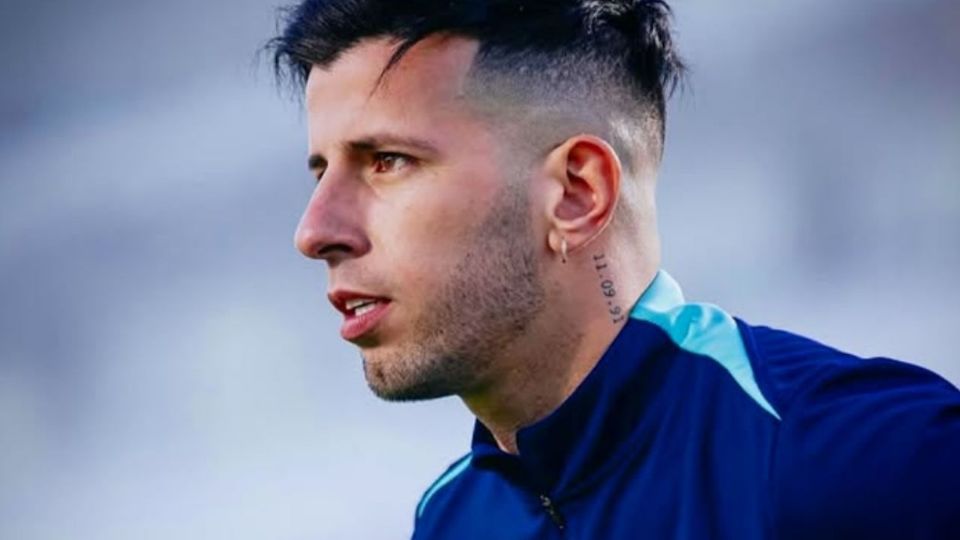 El jugador, de 34 años, aseguró que tomará medidas legales para defender su reputación