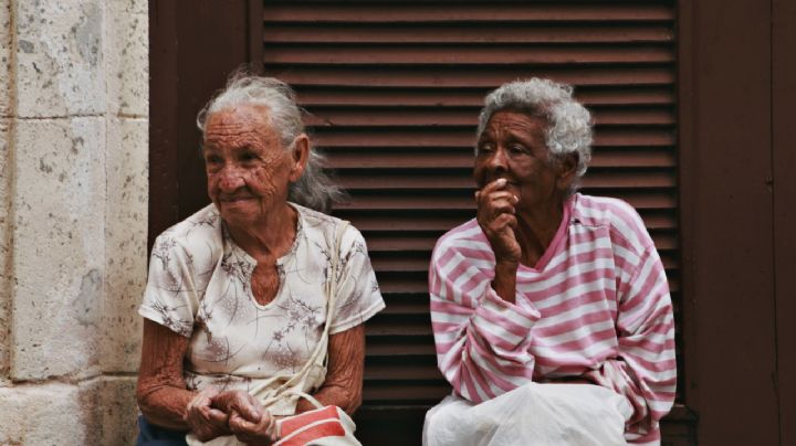 ¿Las beneficiarias de Pensión Mujeres Bienestar de 60 a 64 Años cobran pago de Aguinaldo en 2025?