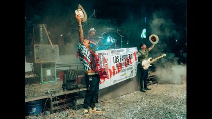 Los Farmerz se coronan en su primera gira en México
