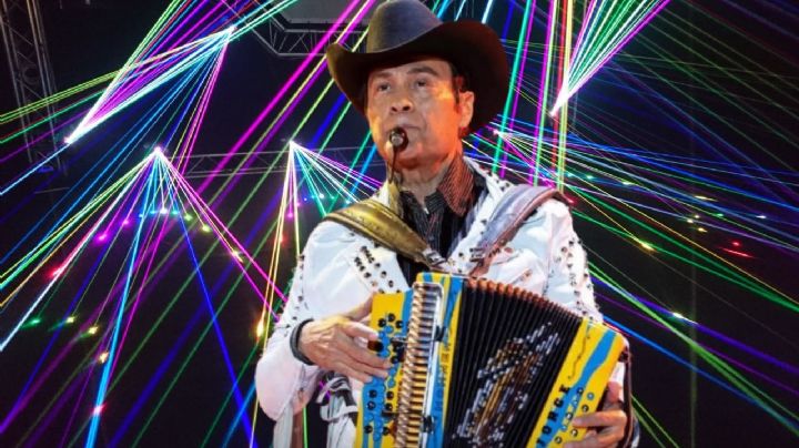 Vocalista de los Tigres del Norte sufre caída: ¿cuál es su estado?
