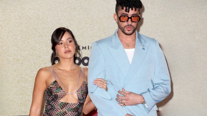 ¡Ya no se esconden! Bad Bunny y su prometida, Gabriela Berlingeri son captados juntos en Australia