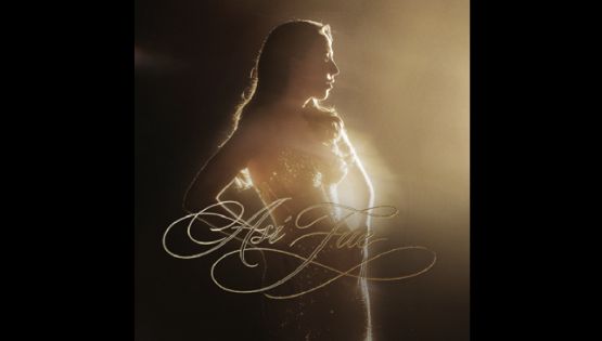 Majo Aguilar rinde homenaje a Juan Gabriel