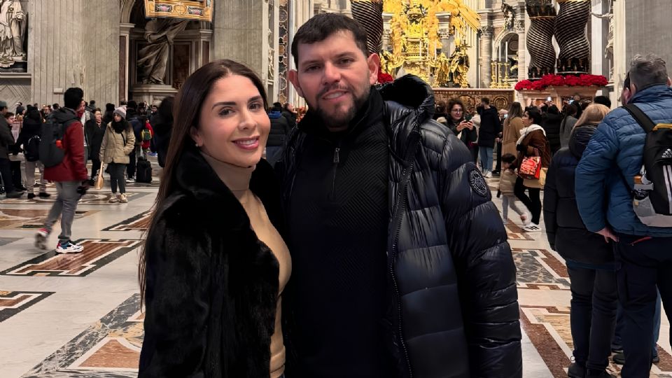 El vocalista de Grupo Duelo aclara la situación con su esposa Cynthia