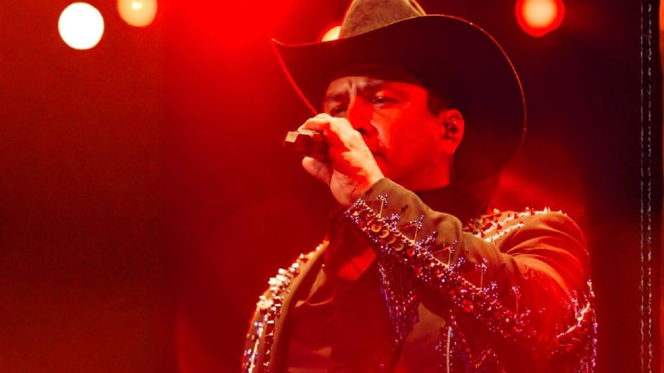 Julión Álvarez anuncia estreno de su nuevo EP Ranchero de Corazón