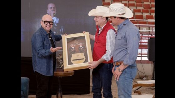 Esteban y Lauro celebran 25 años de trayectoria